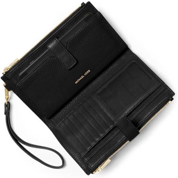 Michael Kors Adele Double Zip Leather iPhone Wristlet - Picture 3 of 3